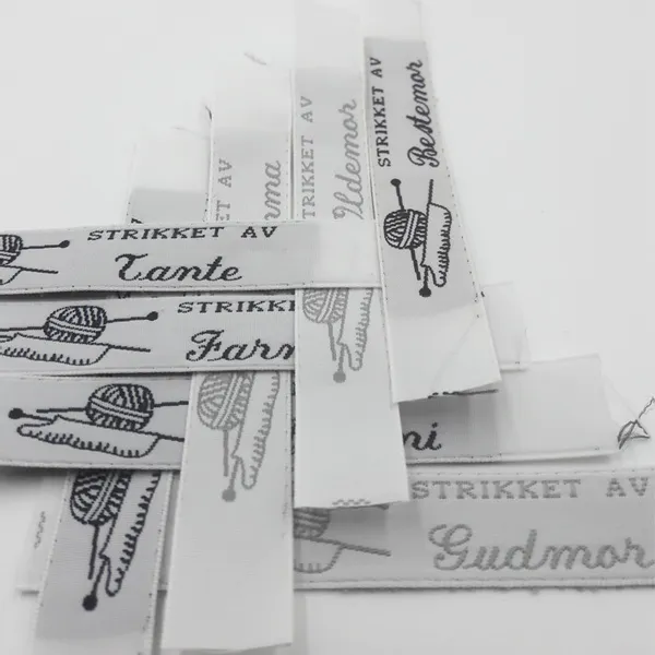 Hovedbilde Strikket av farmor