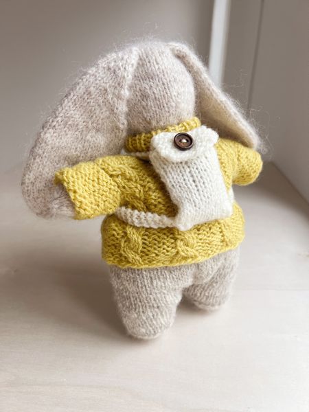 Hovedbilde 495 Aftenstrikk harepusens påskeantrekk fra Rauma ...