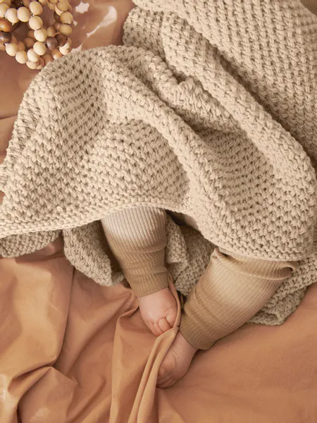 Hovedbilde 2406-6 Bieteppe fra Sandnes garn oppskrift