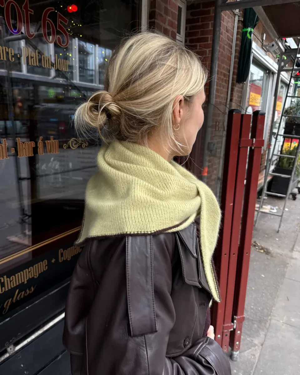 Uma Scarf oppskrift PetiteKnit