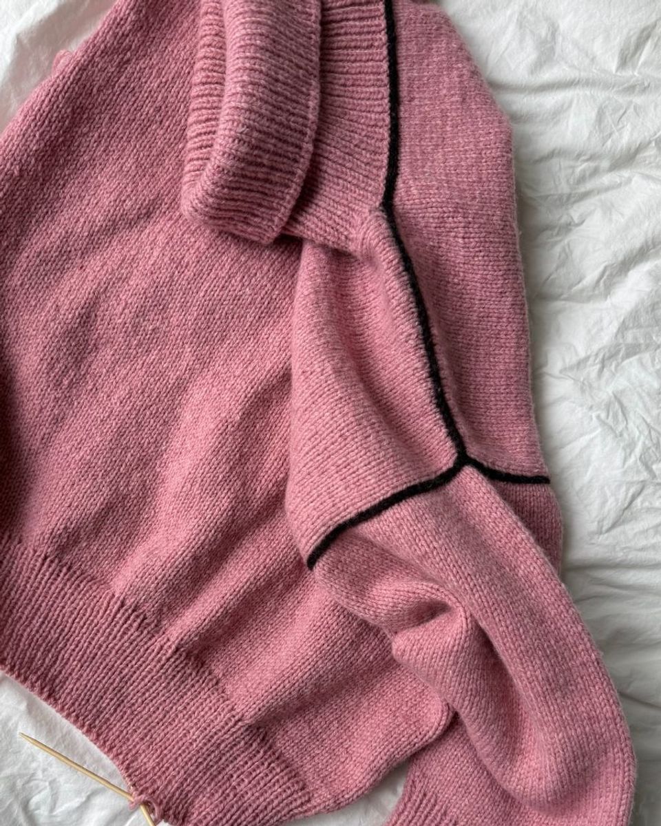 Linea Sweater dame fra PetiteKnit oppskrift